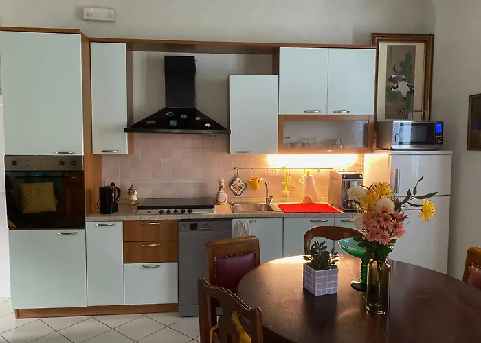 La Casa Gialla